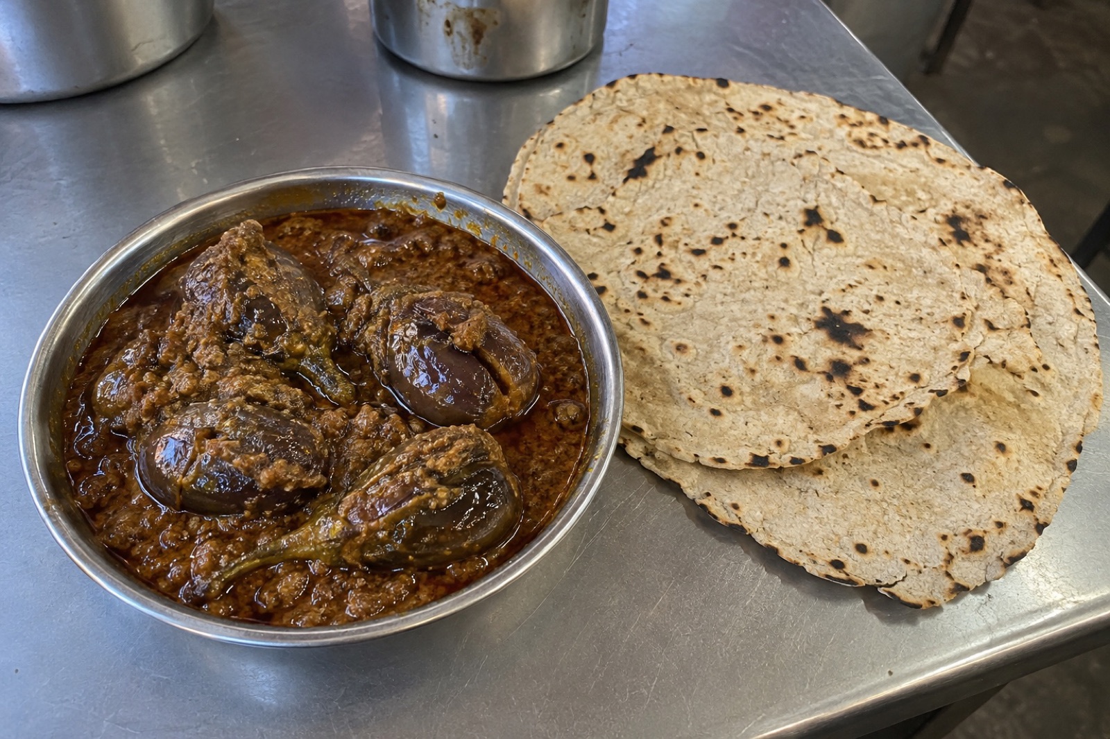 Badanekai Ennegayi — vegetarian Badami dish