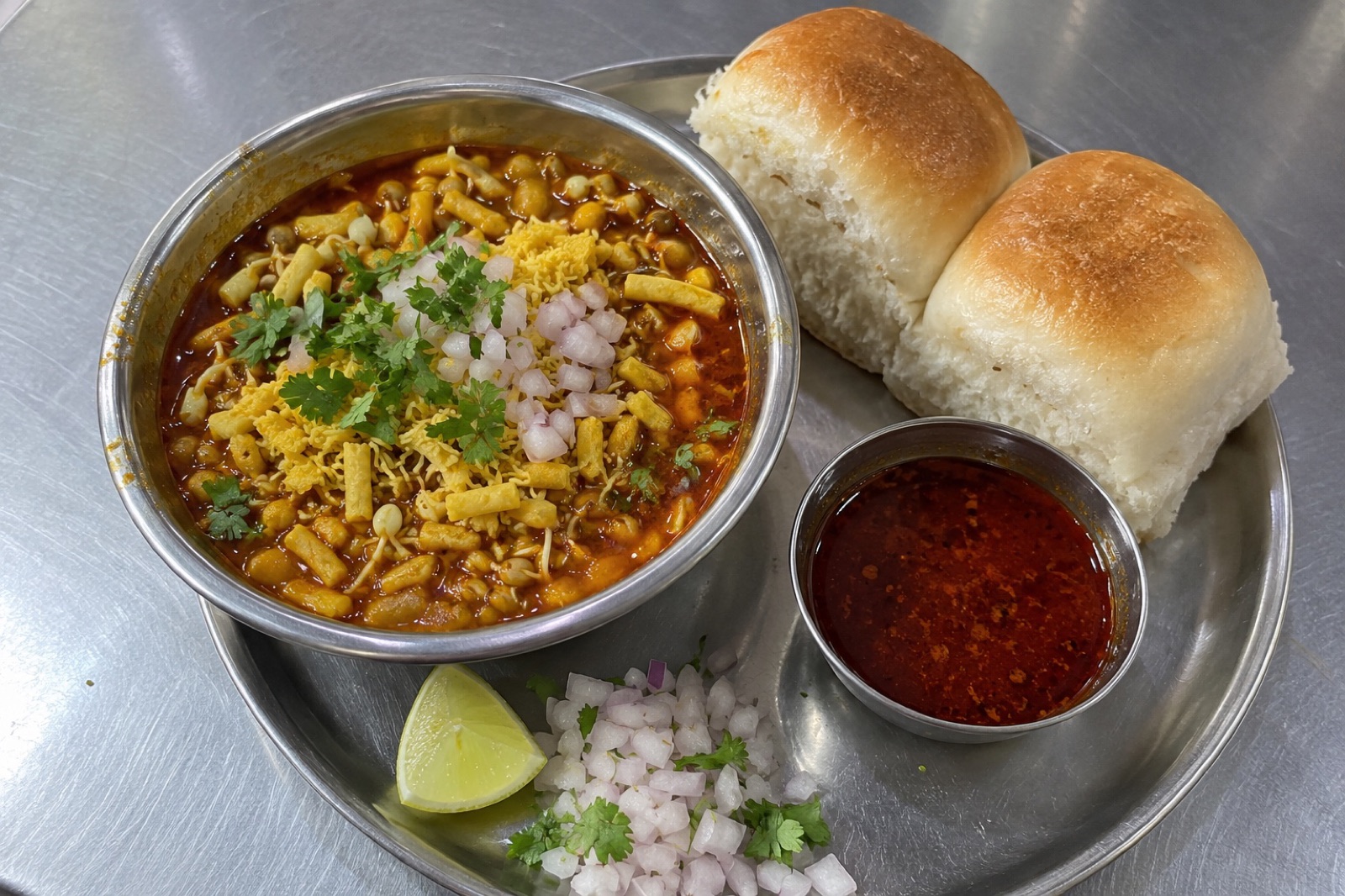 Misal Pav — vegetarian Lonavala dish