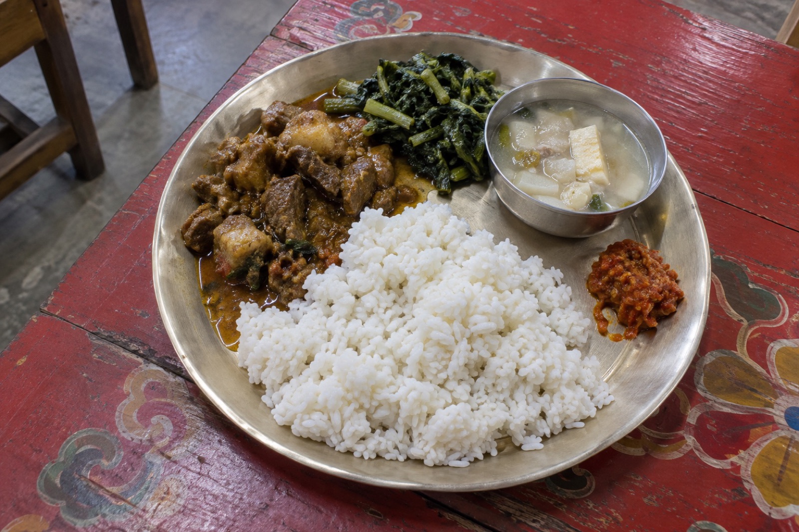 Monpa Thali — non-vegetarian Bomdila dish