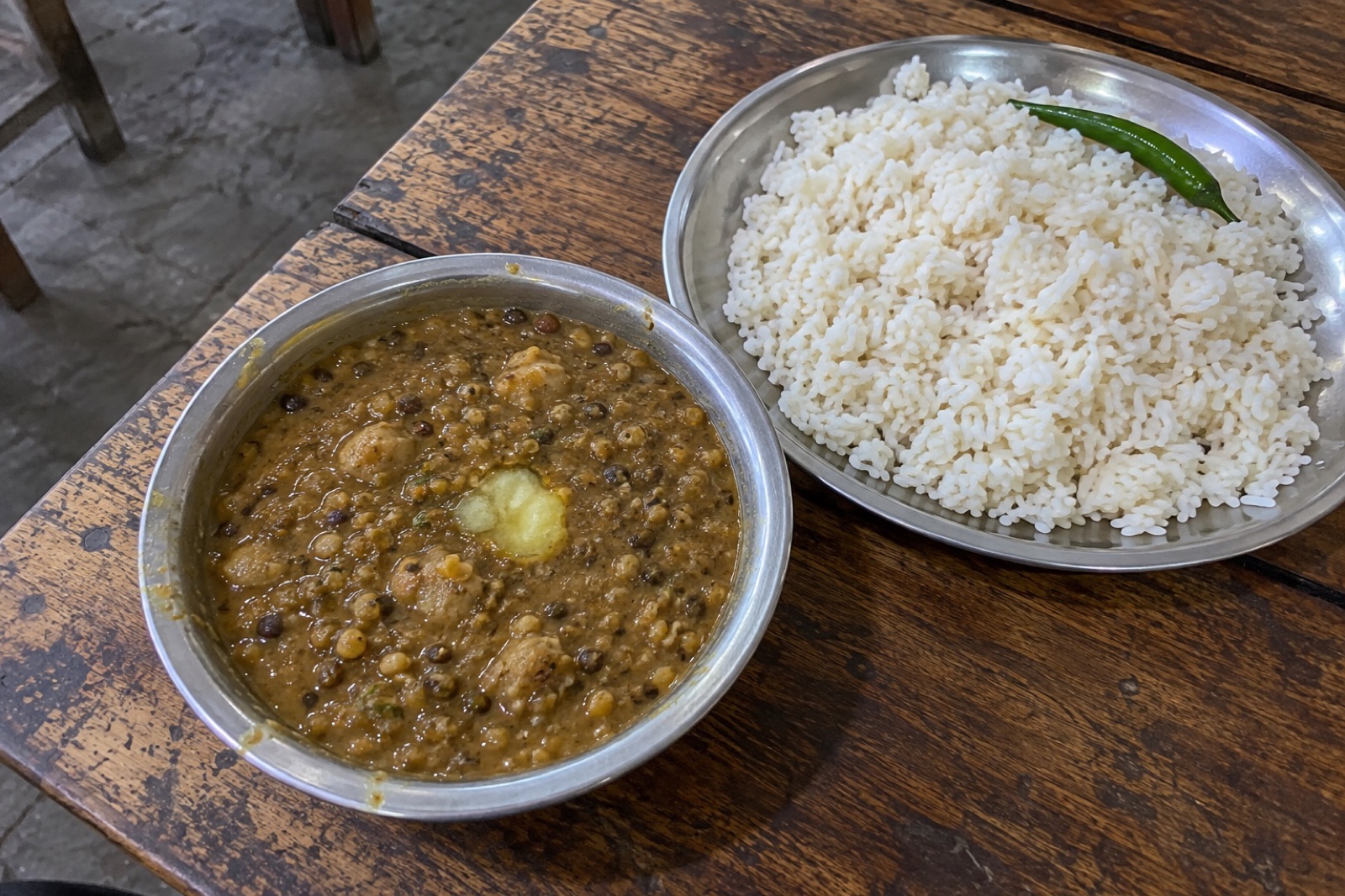 Phaanu — vegetarian Chopta dish