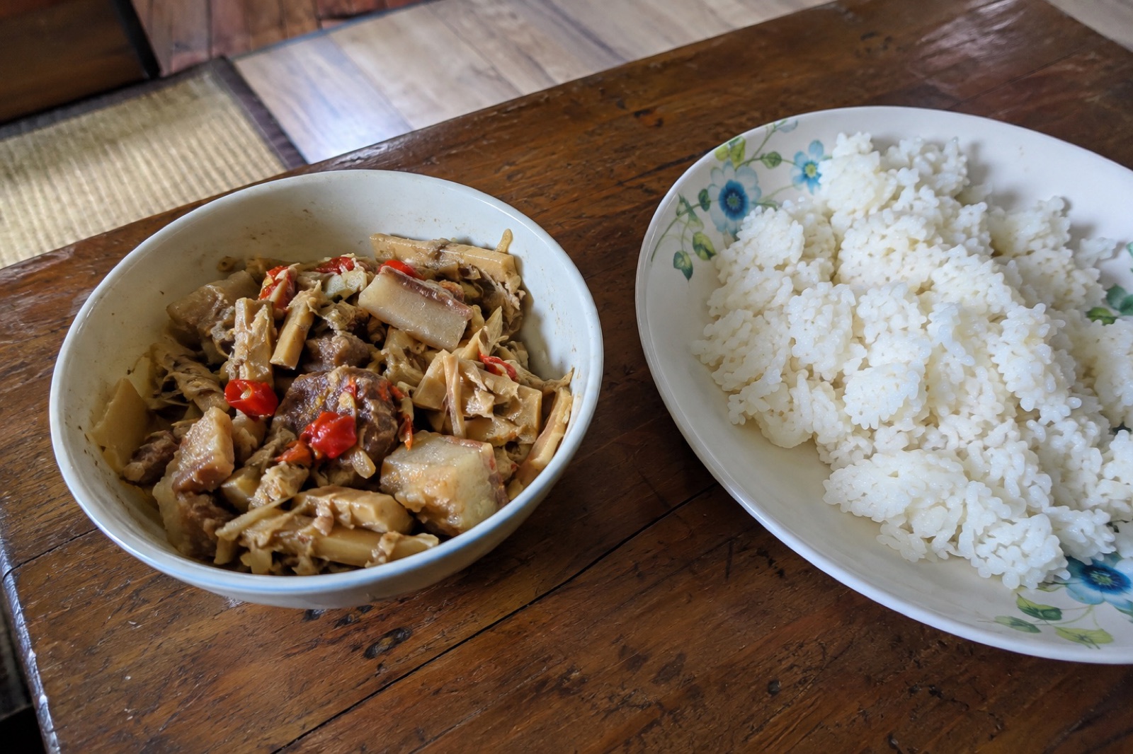 Pika Pila — non-vegetarian Ziro dish
