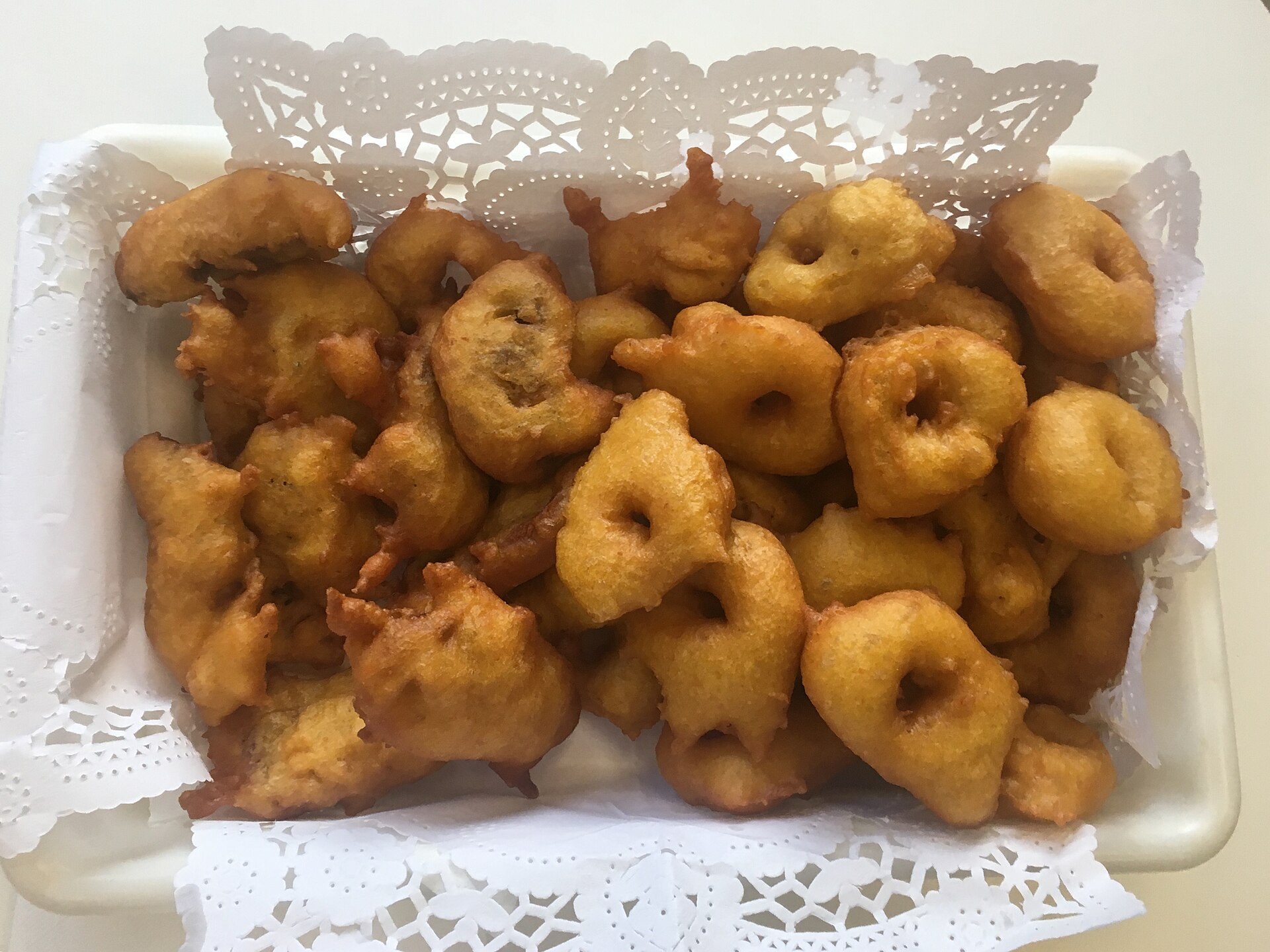 Bunyols de carabassa — vegetarian Valencia dish