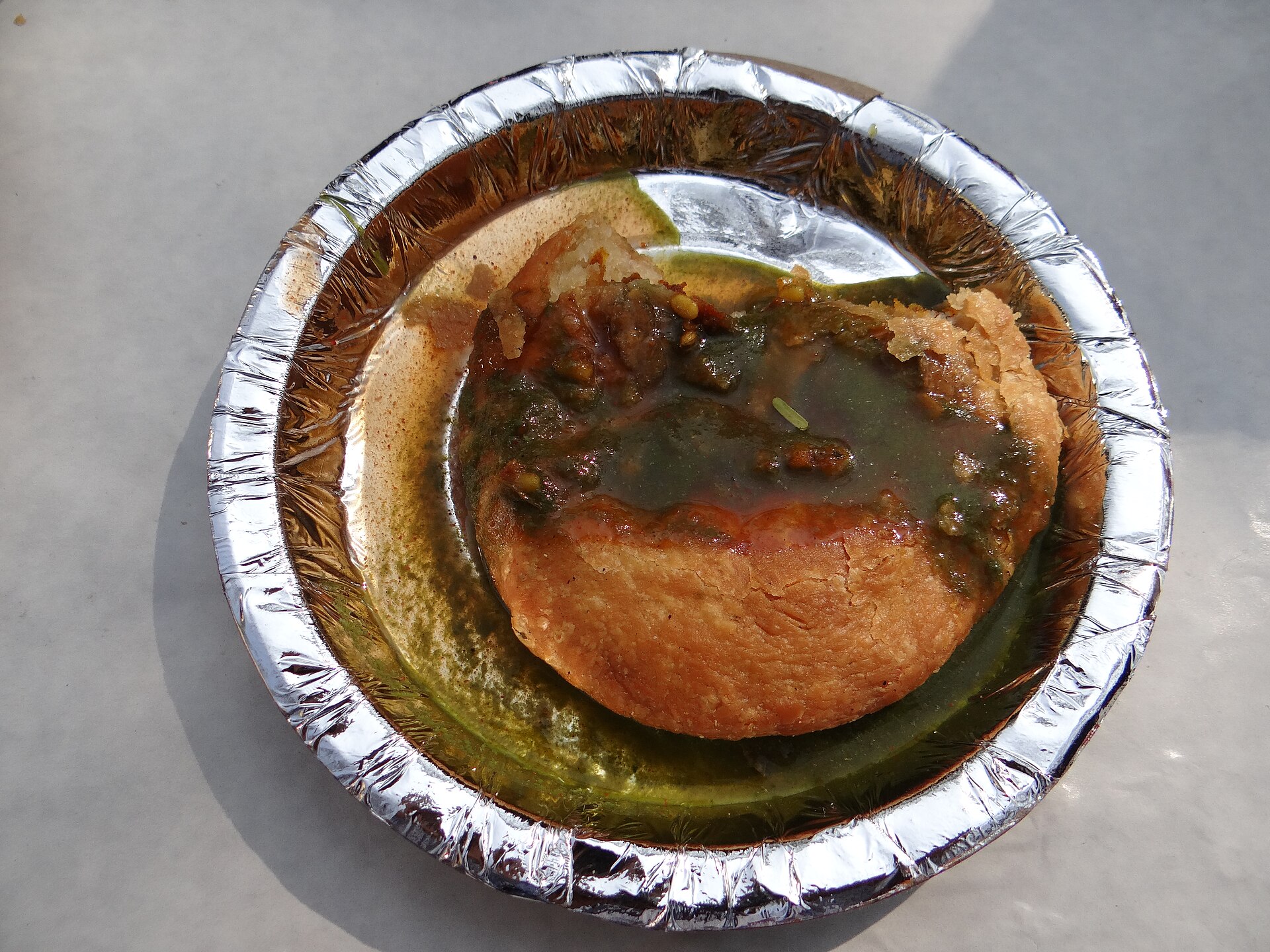 Pyaaz Kachori — vegetarian Jaipur dish