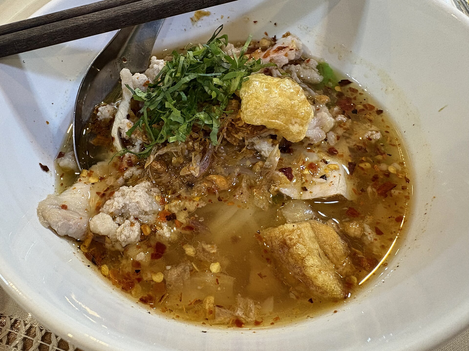 Kuay teow Sukhothai — non-vegetarian Sukhothai dish