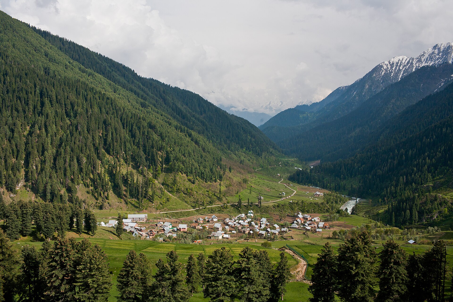 Aru Valley — photo