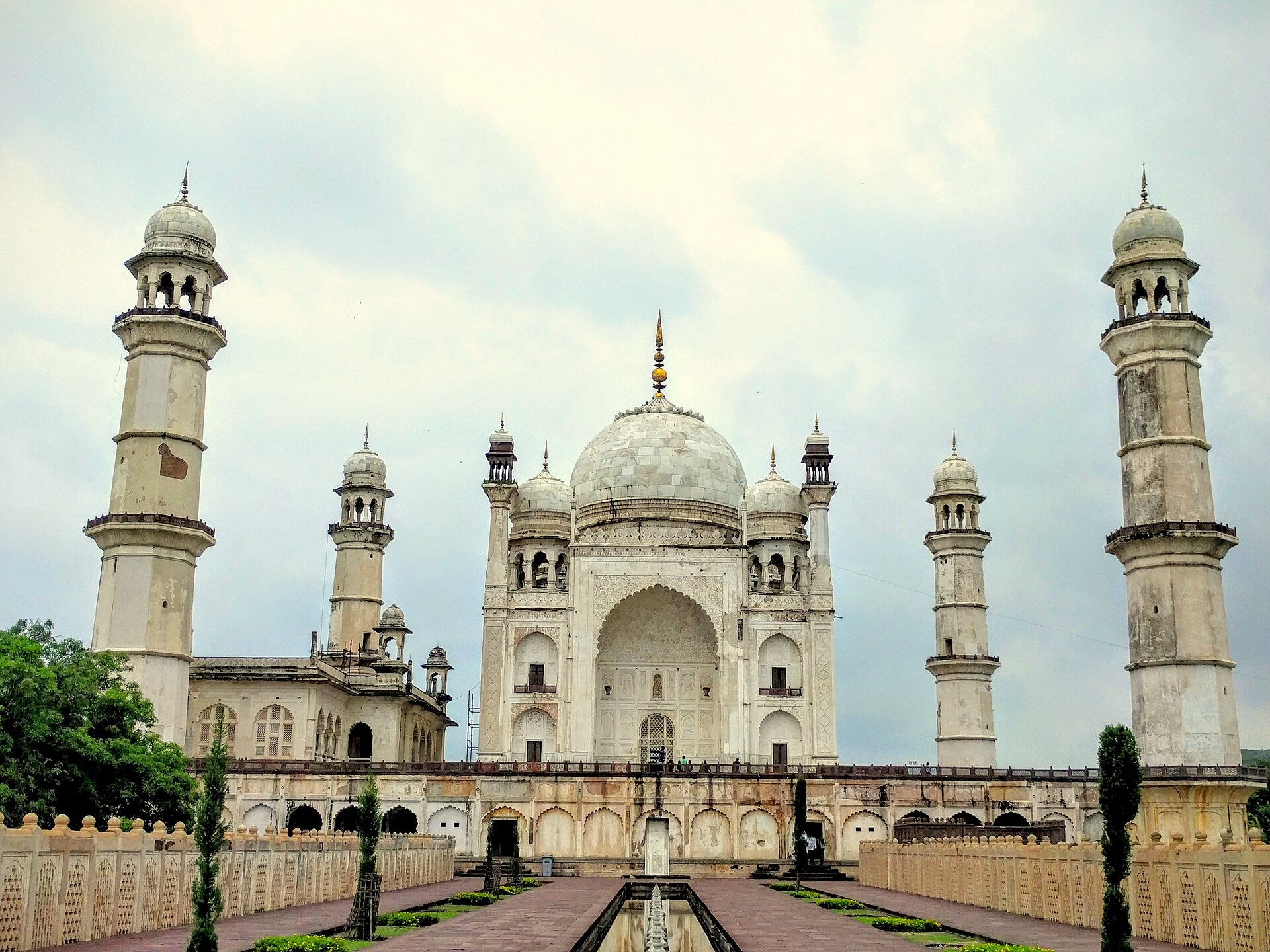 Bibi Ka Maqbara — photo