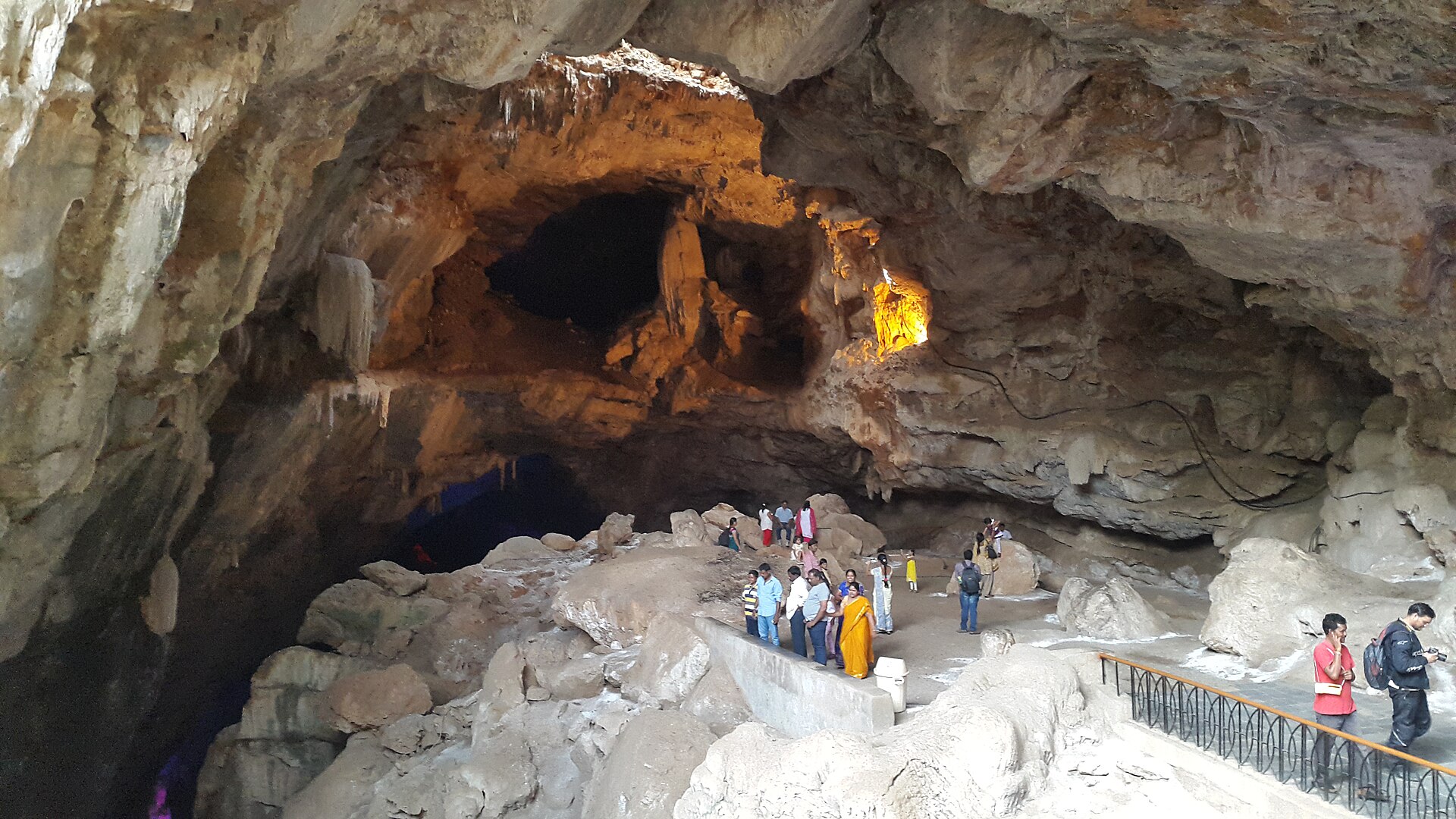 Borra Caves — photo