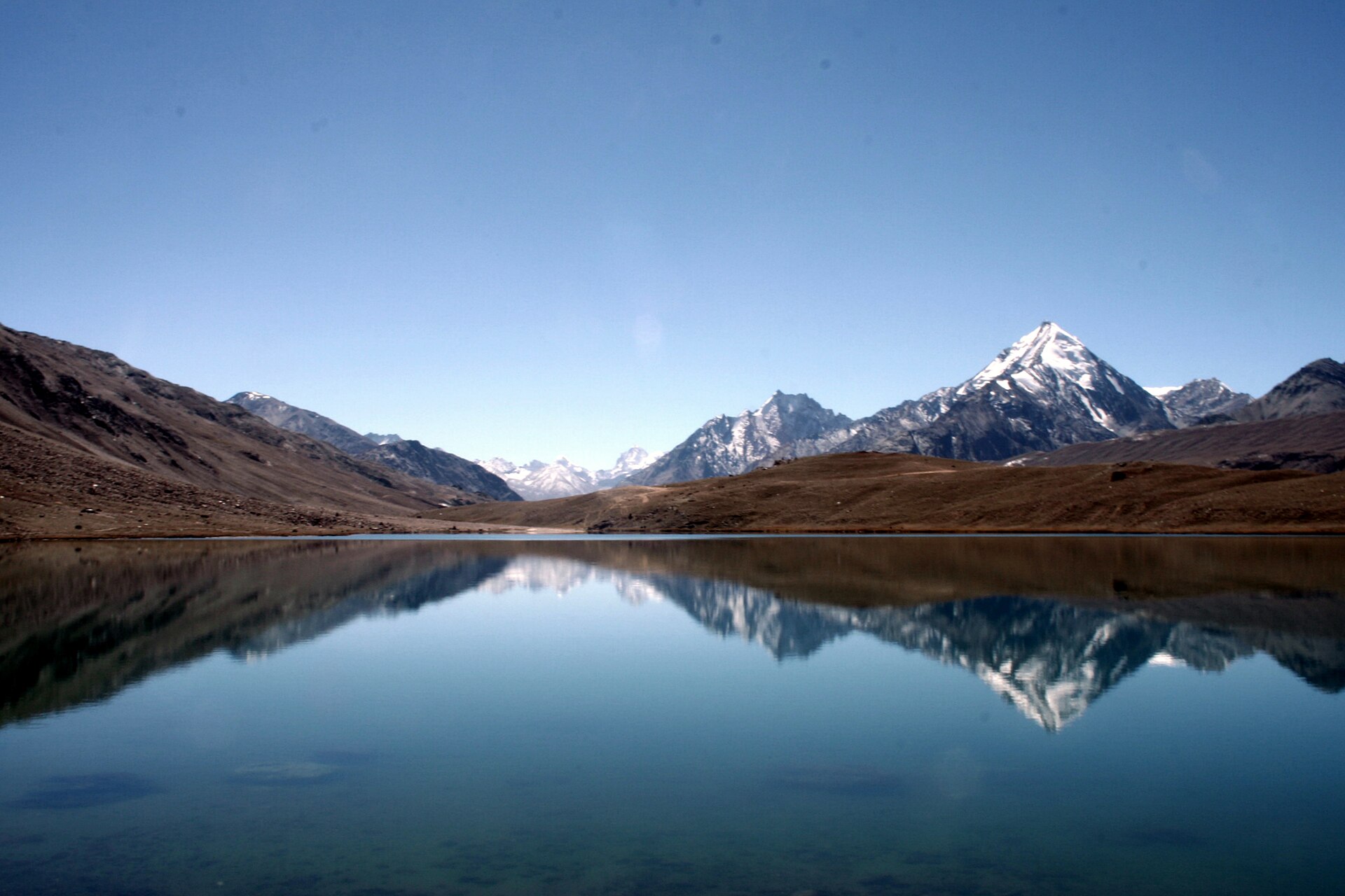Chandra Taal — photo