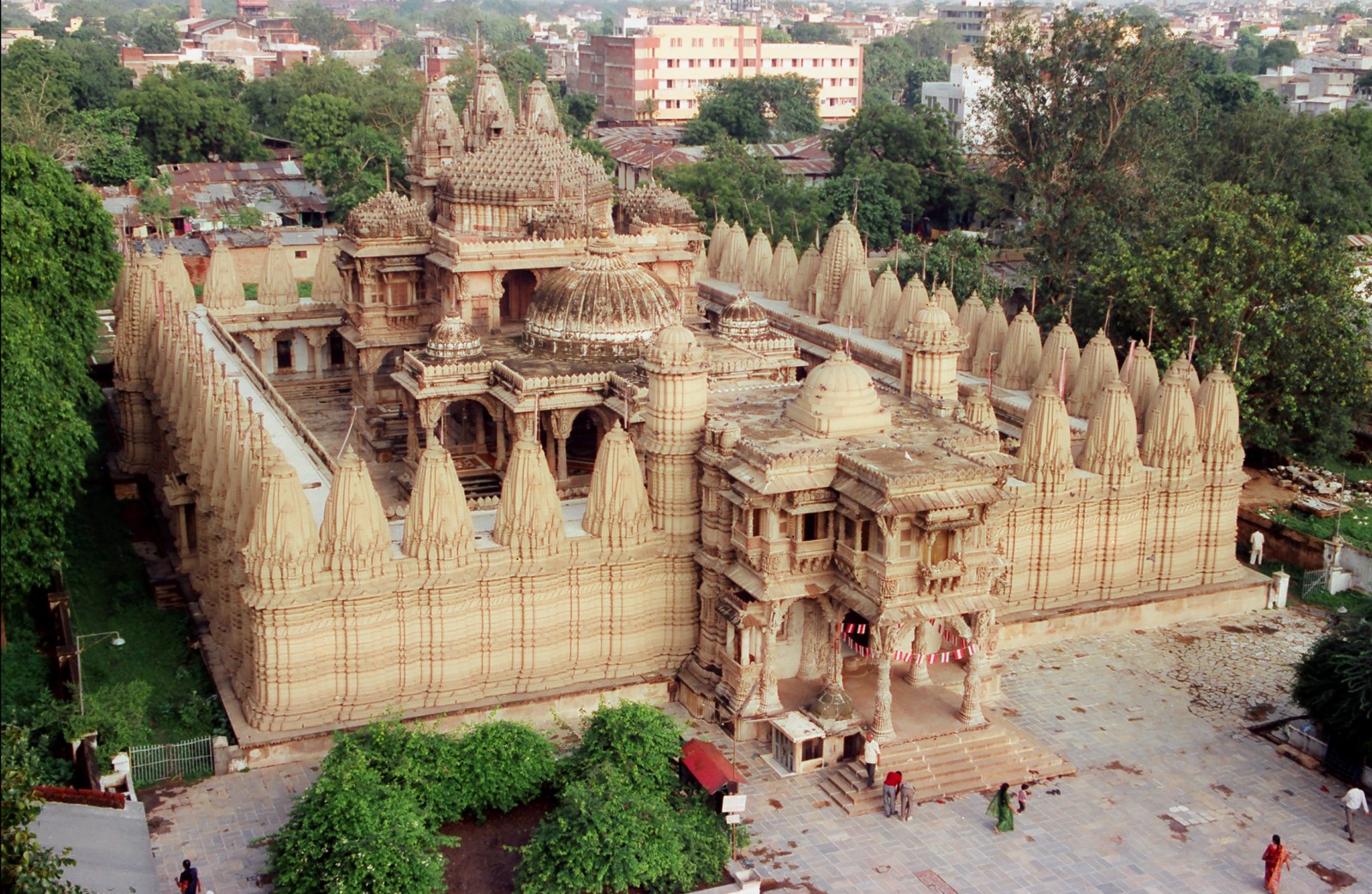 Hutheesing Jain Temple — photo