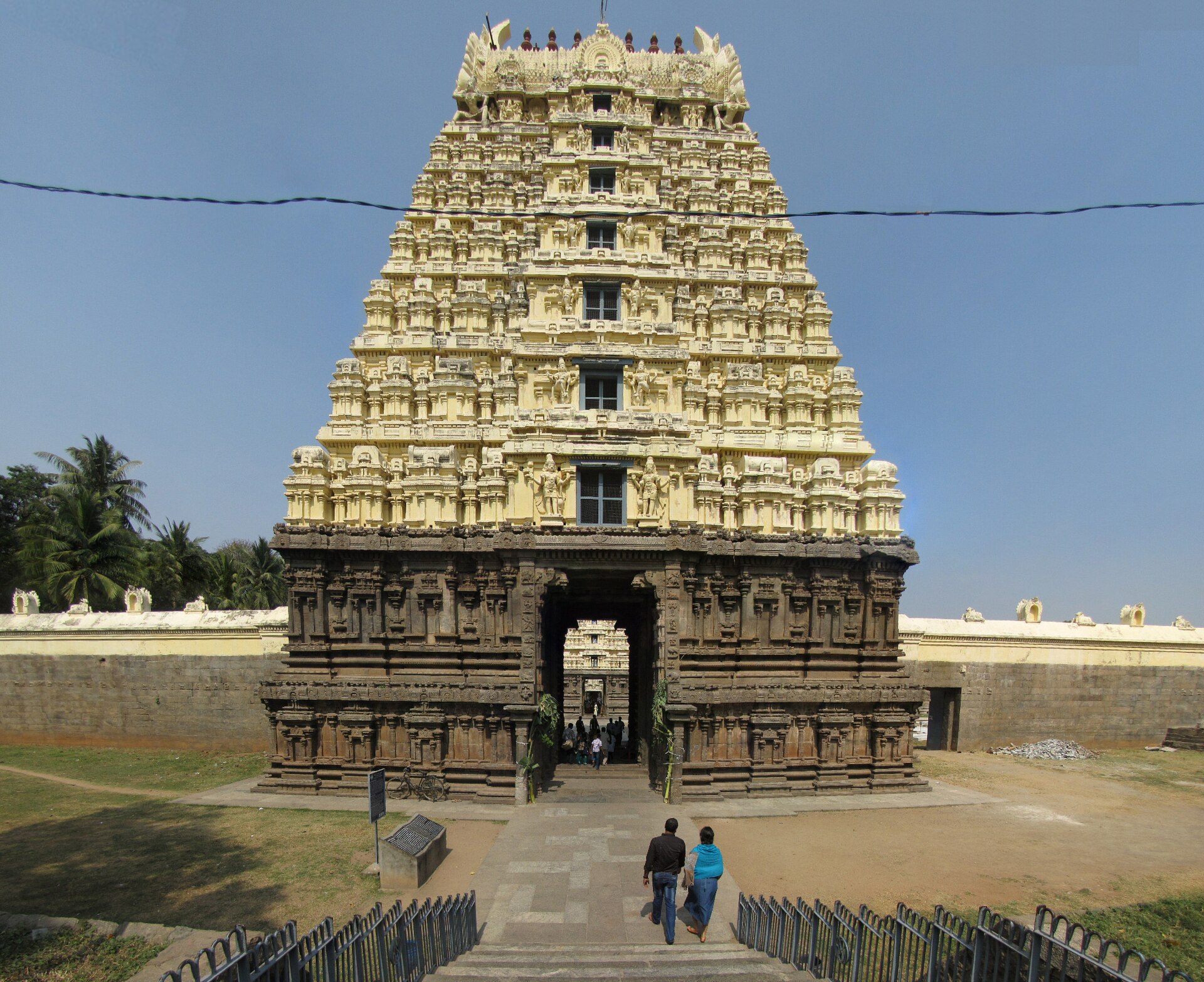 Jalakandeswarar Temple — photo