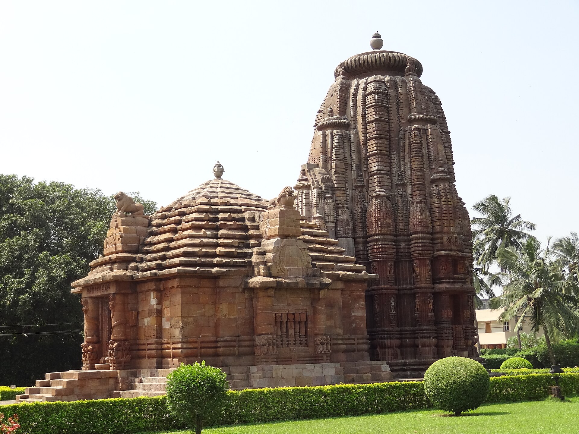 Rajarani Temple — photo