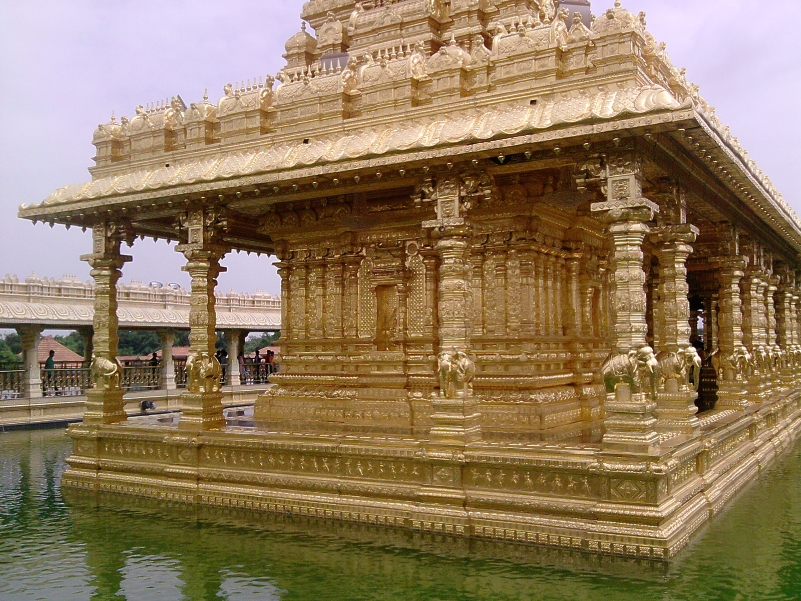 Sripuram Golden Temple — photo
