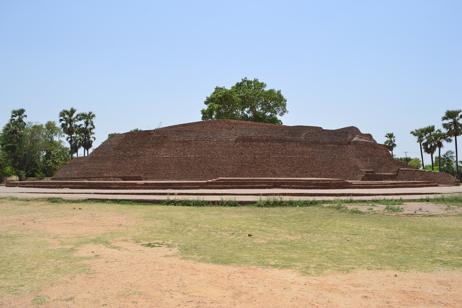 Sujata Stupa — photo