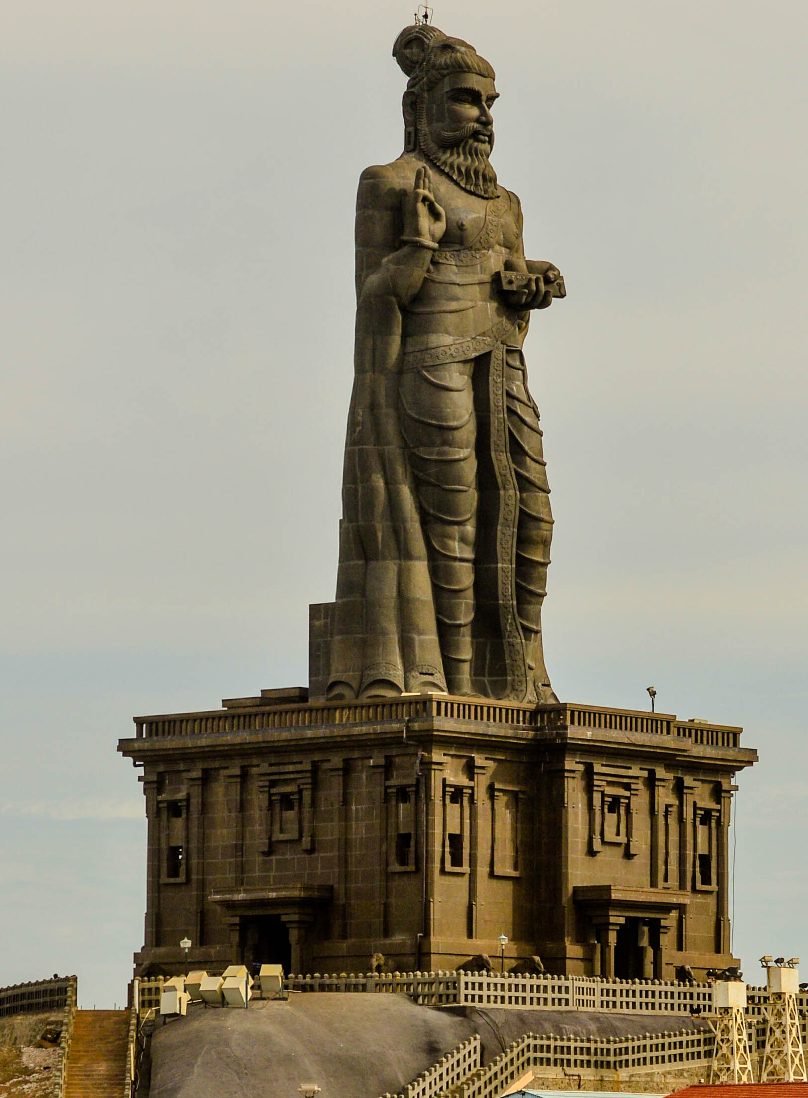Thiruvalluvar Statue — photo