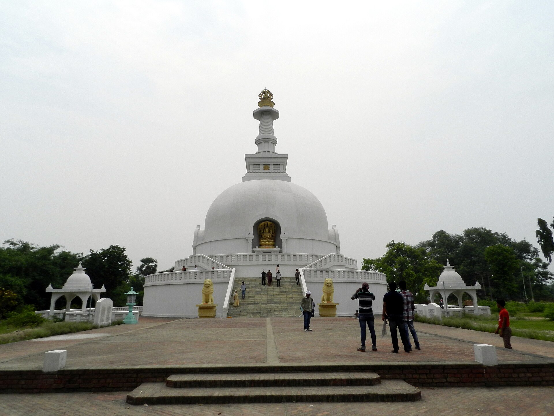 Vishwa Shanti Stupa — photo