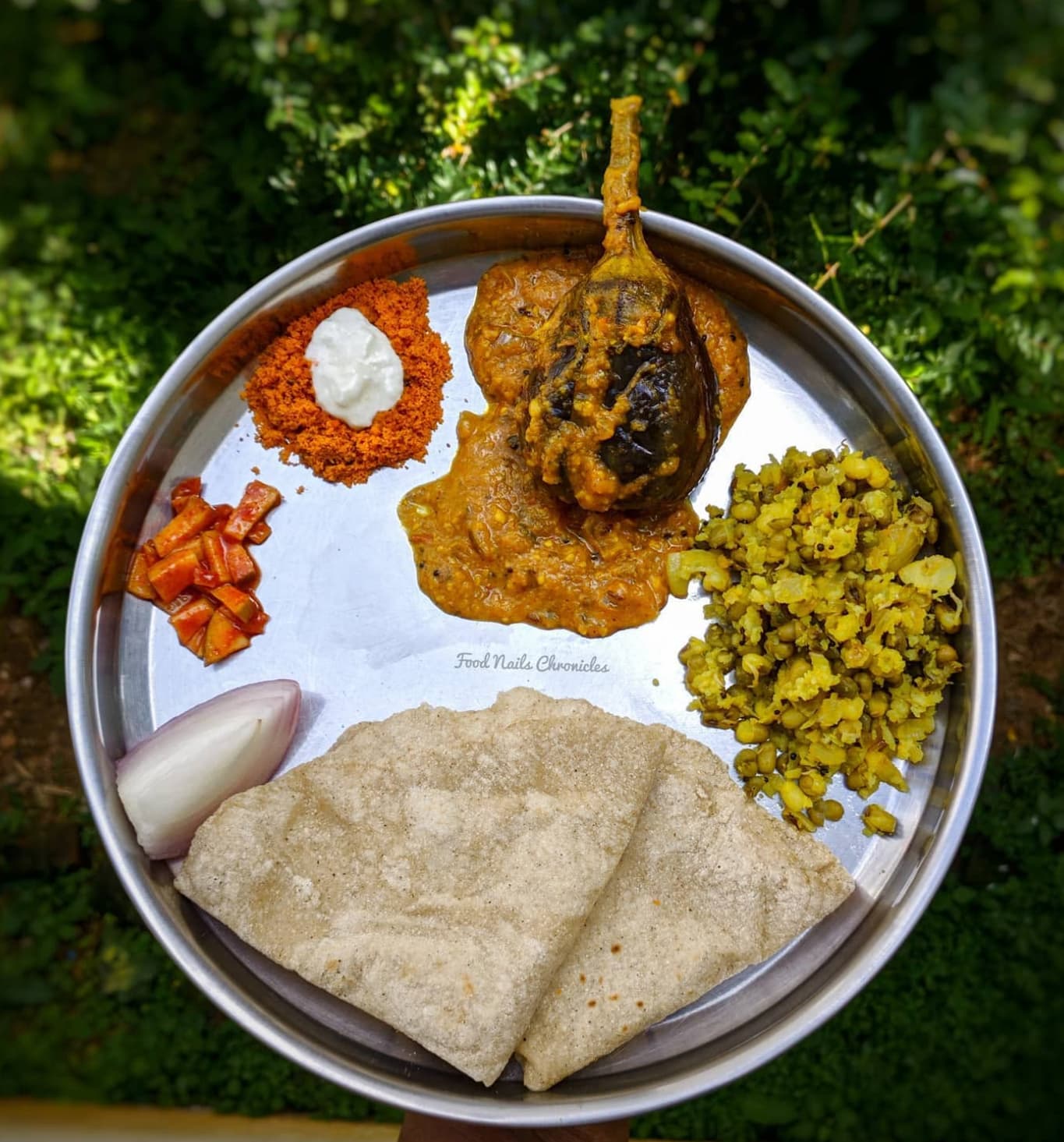 Jolada Rotti with Ennegayi — vegetarian Hampi dish